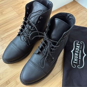 Women’s Thursday Boot Company “Captain” Black Matte Leather Lace-Up Boots sz 8.5